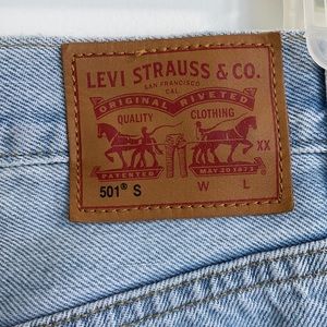Levi’s 501 skinny jeans women. Size 27